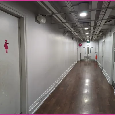 LE Toilets