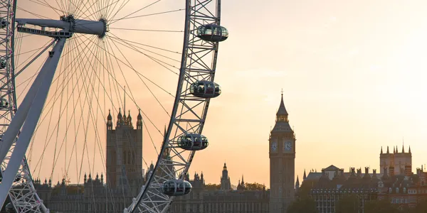 2.1 London Eye 712A3275 Licensed Indefinitely Ultra Sharp