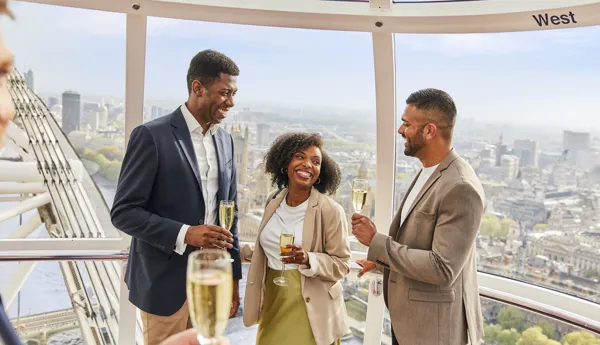 22747 London Eye 1B Champagne Experience Friends 023 Rgb Ns LICENSED UNTIL JUN2025